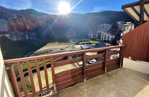 La Perriere Apartment | 3-room duplex 6-7 pers center, ski-in/ski-out