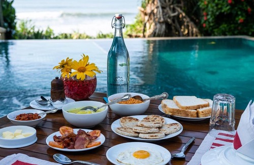 Matara Villa | 3 Sisters Beach House