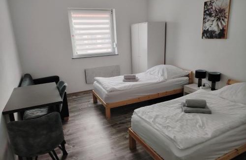 Muersbach Apartment | 3 Zimmer Wohnung in Altendorf