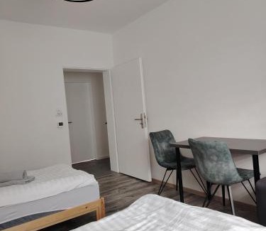 Muersbach Apartment | 3 Zimmer Wohnung in Altendorf