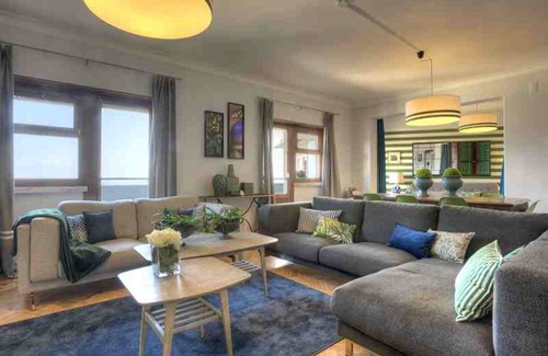 Alfama Apartment | 30 guests Upper Class