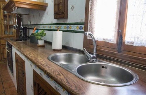 Orgaz Cottage | 30 minutes from Puy de Fu! Ideal for groups and families.