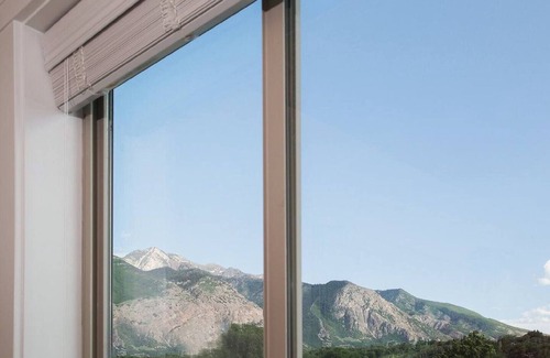 Ogden House | 30% OFF PROMO! East Ogden Dream, Newly Built, BBQ, Patio, Views, Dedicated Spa!