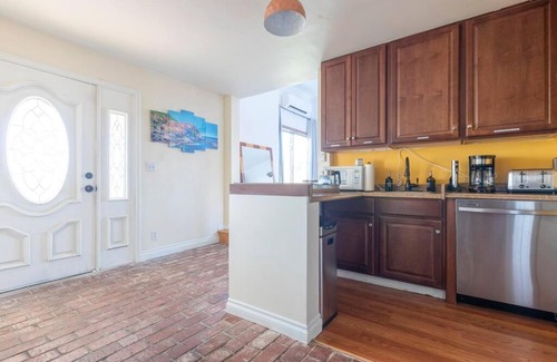 Central Malibu Apartment | 30 PCT OFF! Malibu Romantic Suite, Ocean View, Beach