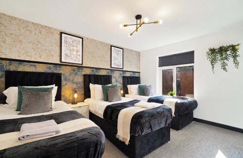 Castleford Apartment | 30 percent off! Stylish Yorkshire Apartment - Sleeps 5