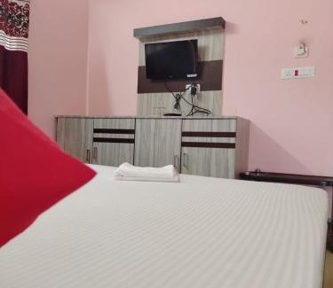 Mandarmani Hotel | 300M FROM BEACH GLORIAS HOTEL BEACH VIEW