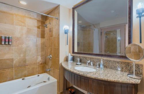 Cle Elum Apartment | 3022 Studio Getaway in Suncadia with Spa, Ski, Golf, Hike & More!