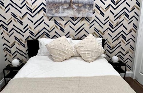 Logan Square Apartment | 305 Cozy and lovely 1BDR apartment in Center City