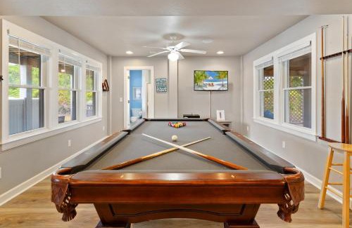 Southern Shores House | 3054 - Latitude Adjustment