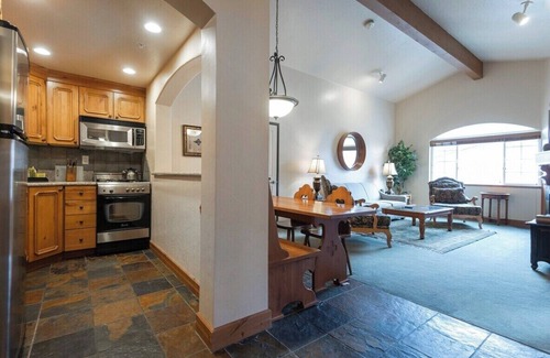 Zermatt Villa | 3074/76 4-Star Zermatt 2B2B Villa Near Park City