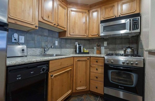 Zermatt Villa | 3074/76 4-Star Zermatt 2B2B Villa Near Park City