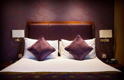 Lepton Bed & Breakfast | 315 Bar And Restaurant