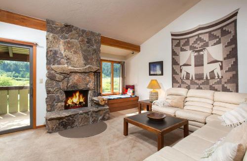 Moose Wilson Road Apartment | 3223 Thimbleberry