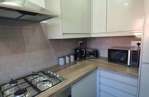 Leicester House | 32M Cozy house near by the waterway