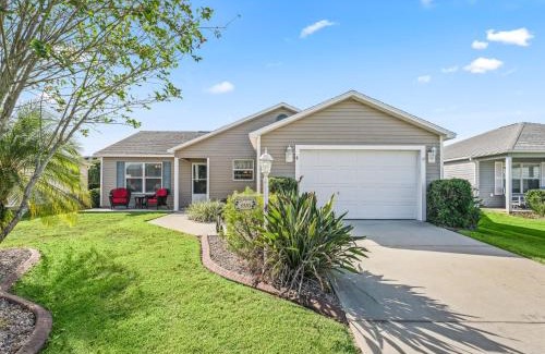 Charlotte House | 3310 Z4A VILLAGE OF CHARLOTTE by REMAX Premier