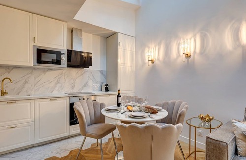 Faubourg-du-Roule Apartment | 348 Ponthieu - Superb apartment in Paris