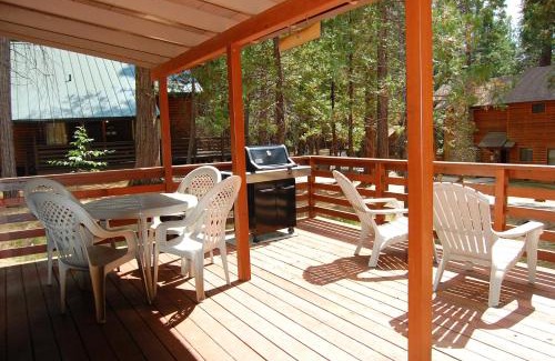 North Wawona House | 35 Cubbys Den