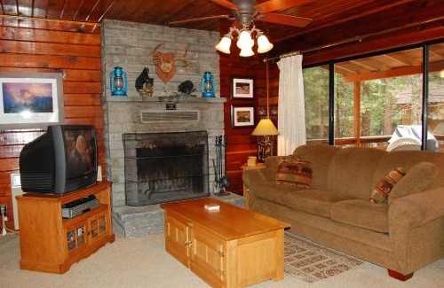 North Wawona House | 35 Cubbys Den