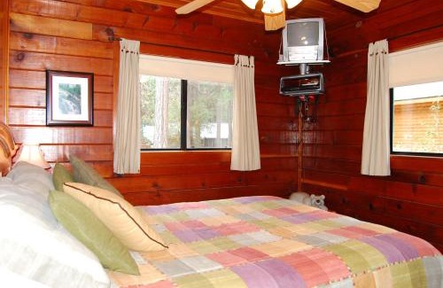 North Wawona House | 35 Cubbys Den