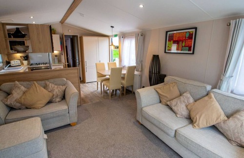 St Leonards-On-Sea RV Rental | 35 Redwood - Beauport Park, Hastings