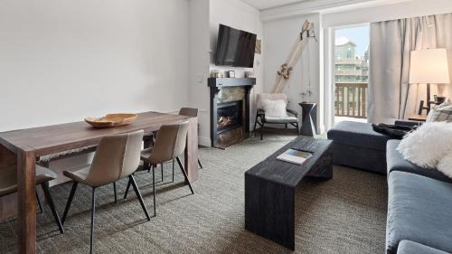 Stowe Area Resort | 351 Lodge At Spruce Peak Ski In Ski Out 3 Bedroom Suite By Stowe Mountain Rentals