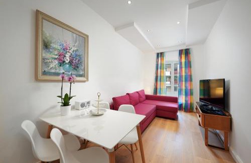 Mitte Apartment | 35qm Deluxe Apartment Suites im Stil Design Hotel Vosteen Nähe der Kaiserburg