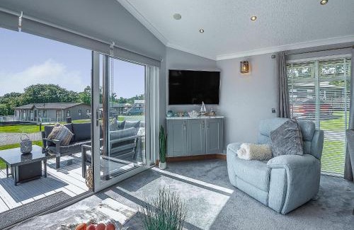 Rhyd-y-clafdy House | 36 At The Sanctuary - Uk50278