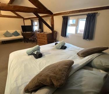 Kington House | 36 Heritage House