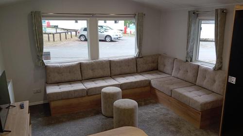 Cowes Resort | 37,Oakland