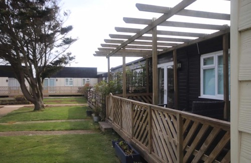 Earnley House | 37A Medmerry Park 2 Bedroom Chalet