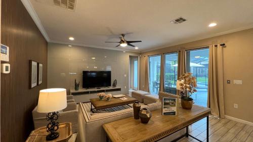 Kissimmee House | 3830 Premier Villa 6Bd Private Pool and Game Room
