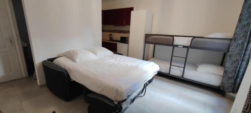 Perier Bed & Breakfast | 388Paradis08