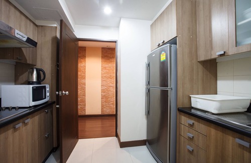 Khlong Toei Nuea Apartment | 3A - 2 Bedroom Downtown Apartment with shared Pool
