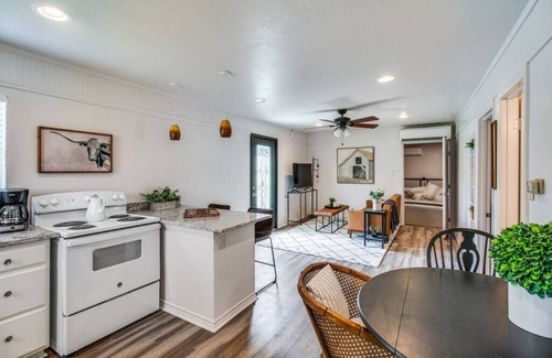Gordonville House | 3B in Quiet Country close to Fishing and Megastar