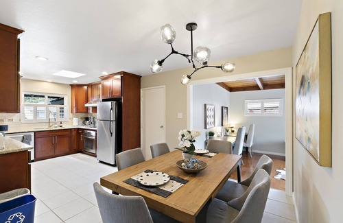 Santa Clara House | 3B SFH, Comfy Beds, King RM, Yard, Fast WiFi and AC, Near Levi's