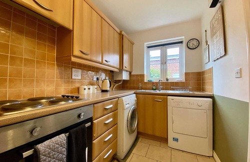 Wednesbury House | 3Bed House-Perfect for Contractors -WiFi -Parking