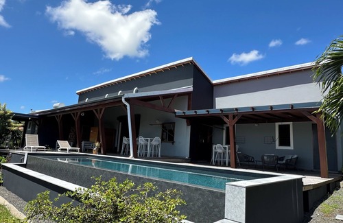 Lamentin Villa | 3bed villa, pool, spa and sauna