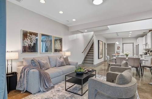 South Nashville House | 3BR/3BA, 5 Min DT, Firepit, Patio, Sleeps 10