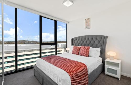 Belconnen Apartment | 3BR 3BA Next to Mall & Govt Hub with Pool and Gym