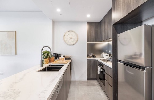 Lidcombe Apartment | 3BR apartment close to Accor Stadium