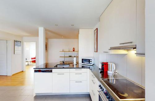 Seefeld Apartment | 3BR city flat near Bellevue! - SF6