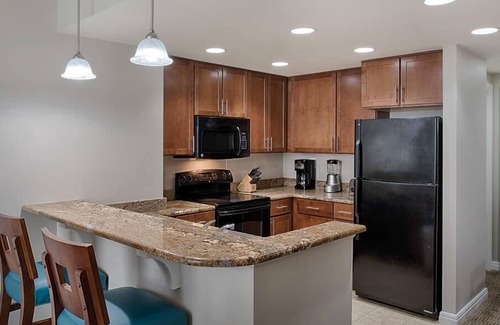 National Harbor Condo | 3br Deluxe Balcony Condo Family Vacation Fun!