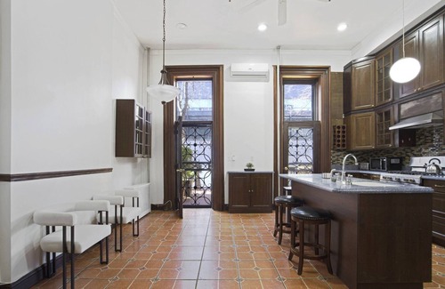 East Harlem Apartment | 3BR |Game Room| Backyard| Ask about Fall Discount
