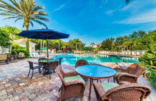 Windsor Palms House | 3BR Gated Townhome with Pool Near Disney Parks