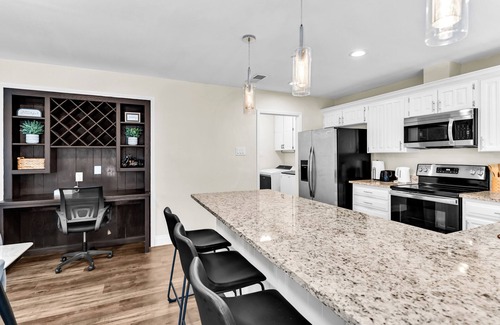 South Arlington House | 3BR in Epic Central Area near AT&T Cowboy Stadium - Dallas