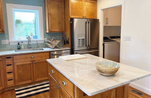 Joelton House | 3BR Midterm on acreage just outside of Nashville - gym, fire pit, and fireplace