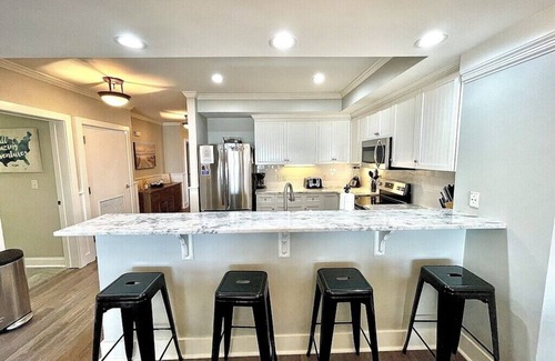 Charleston County Condo | 3BR Oceanfront Condo | Heart of IOP | Beach Rental