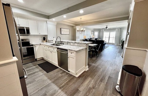 Charleston County Condo | 3BR Oceanfront Condo | Heart of IOP | Beach Rental