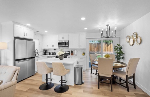 East San Jose House | 3BR Pearl Haven Retreat in San Jose - Ideal for Families & Corporate Stay #42069
