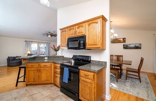 McGaheysville House | 3BR Resort Home w/Games, Fire pit & Shenandoah Views